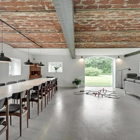 7 Bedroom Stunning In Apartmán Varde