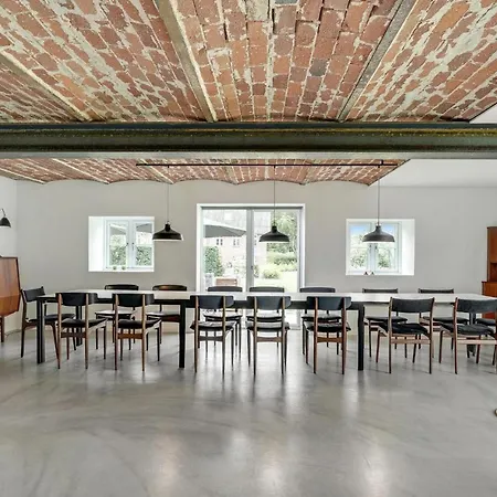 7 Bedroom Stunning In Apartmán Varde